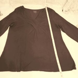 City style, long sleeve, mauve, V neck ruching,